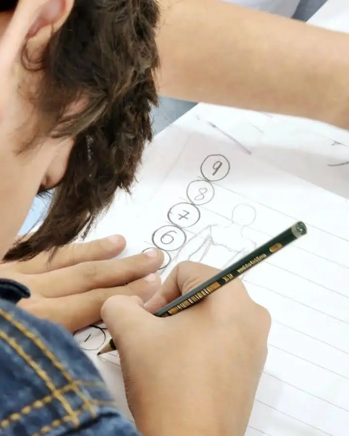 larry_flores_clases03